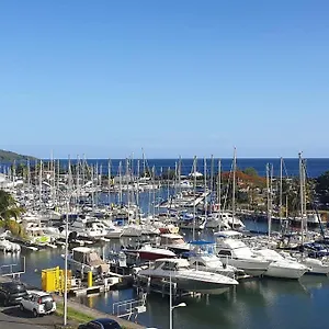 L'arbre Aux Papillons, Marina De Rivières-sens Appartement